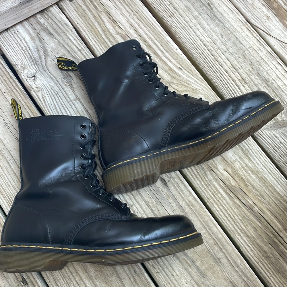 Dr. Martens 1460 Black Leather 8-Eye Lace-Up Boots Men’s US 10 / Women’s US 11 - Picture 12 of 16